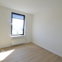 Steenwijk, Stationsplein, galerijflat - foto 4
