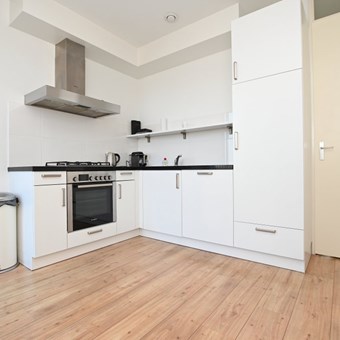 Groningen, Het Hout, galerijflat - foto 3