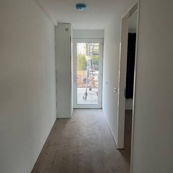 Leeuwarden, Jellingastraat, portiekflat - foto 3