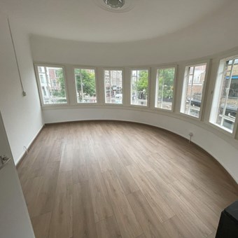 Leiden, Hogewoerd, galerijflat - foto 2