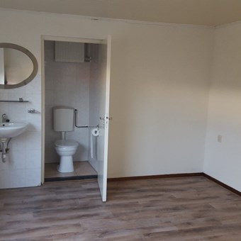 Tilburg, Transvaalplein, semi zelfstandige studio - foto 2
