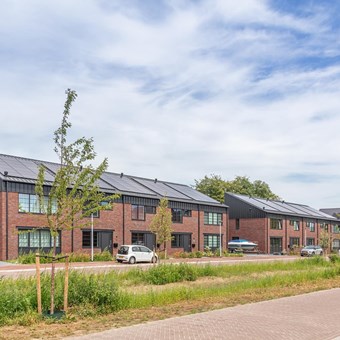 Hengelo (OV), M. de Witstraat, hoekwoning - foto 2