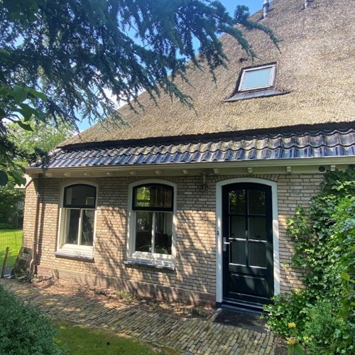 Tuitjenhorn, Dorpsstraat, geschakelde woning - foto 1