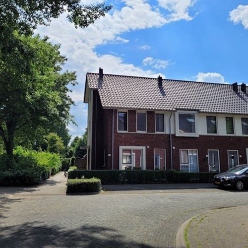Huissen, Keurvorstsingel, hoekwoning - foto 1