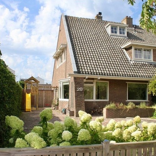 Zandvoort, Wilhelminaweg, 2-onder-1 kap woning - foto 1