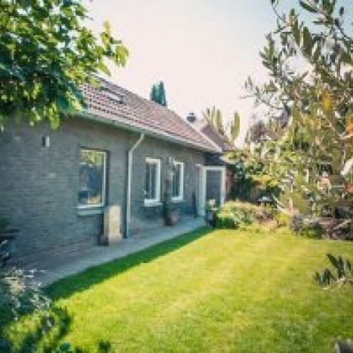 Waalre, Laarstraat, zelfstandige studio - foto 1