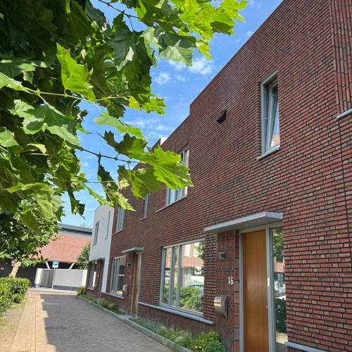 Weert, Nazarethsteeg, tussenwoning - foto 1