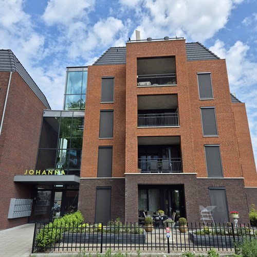 Winterswijk, Houtladingstraat, galerijflat - foto 1