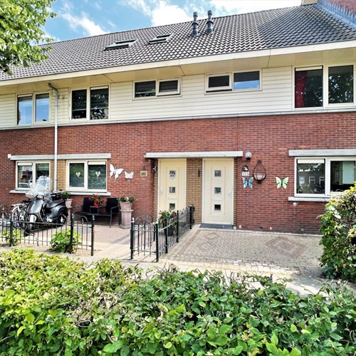 Almere, J J Slauerhoffstraat, tussenwoning - foto 1