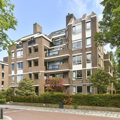 Den Haag, Johan van Oldenbarneveltlaan, portiekflat - foto 1