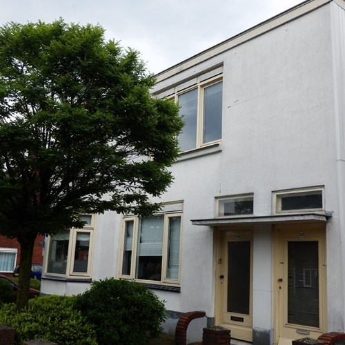 Oldenzaal, Enschedesestraat, galerijflat - foto 1