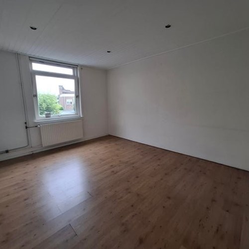 Breda, Heuvelplein, kamer - foto 1