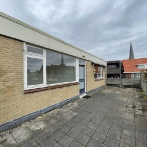 Haaksbergen, Zeedijk, galerijflat - foto 1