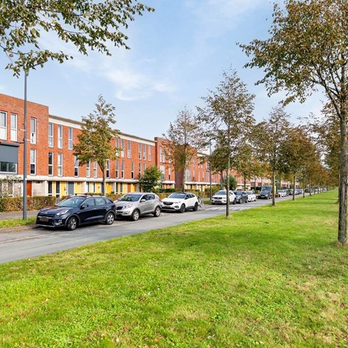 Rotterdam, Laan van Magisch Realisme, tussenwoning - foto 1